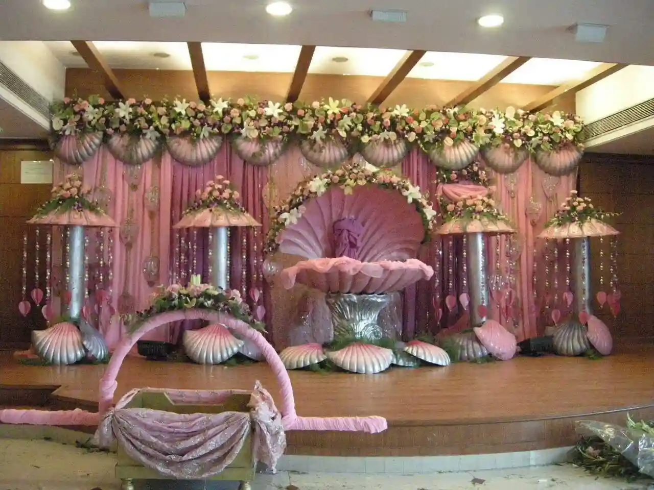 Giant Clamshell Stage Backdrop (Baptism)